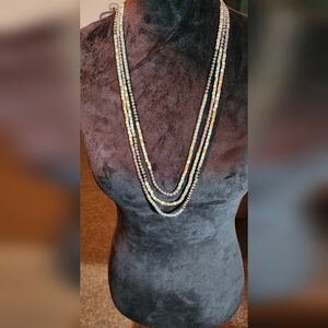 3 layers beaded necklace
